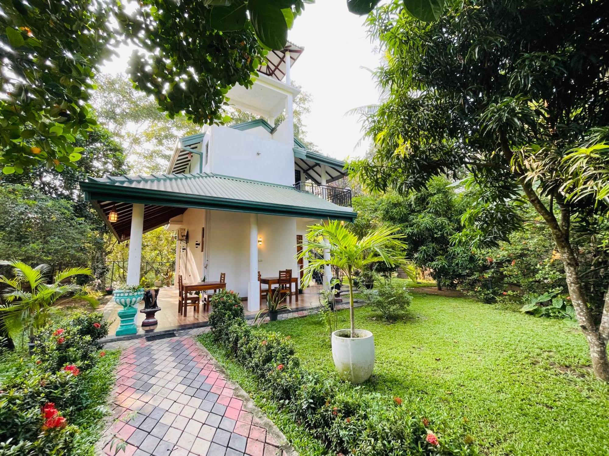 Yala Safari River View Hotel Tissamaharama Exteriér fotografie