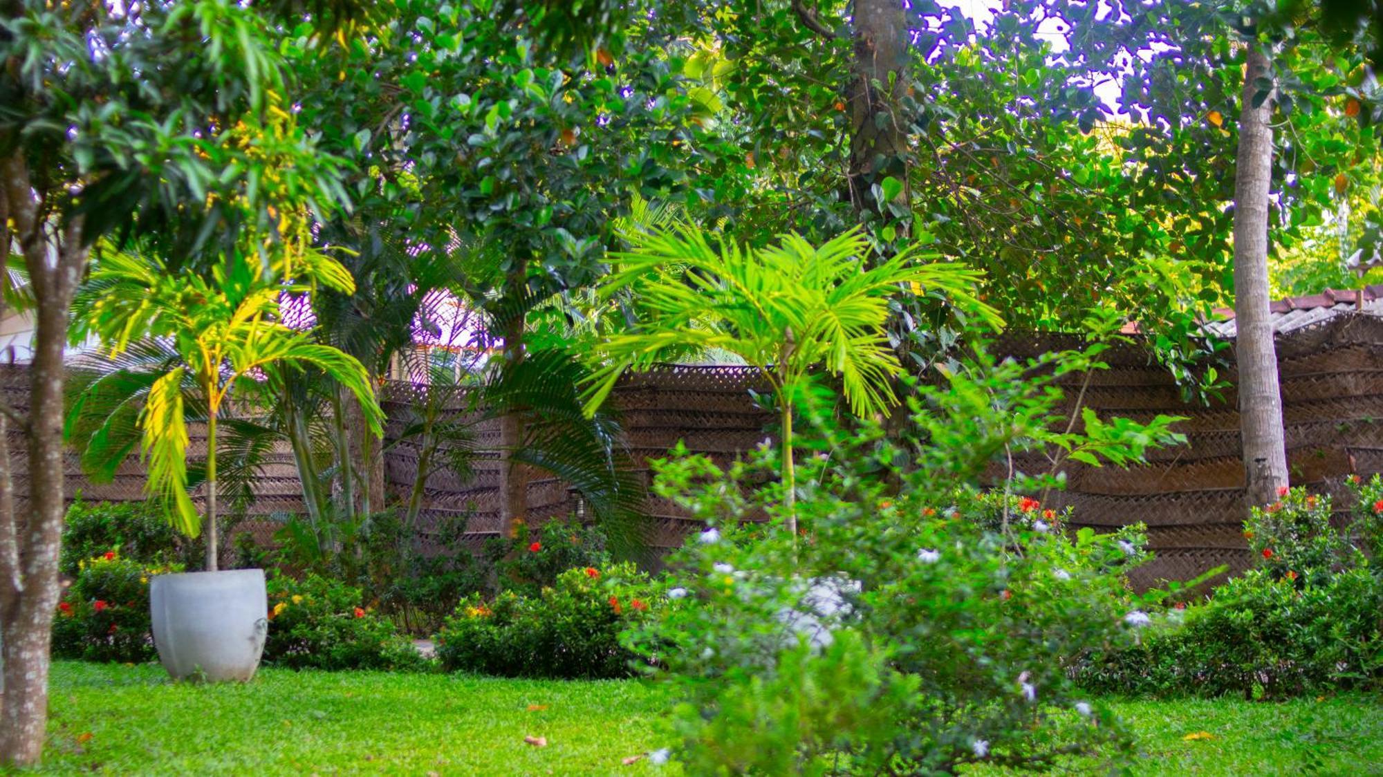 Yala Safari River View Hotel Tissamaharama Exteriér fotografie